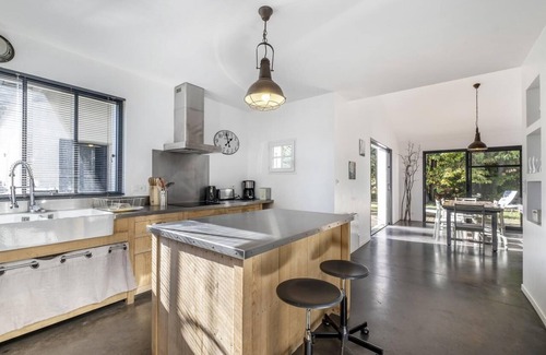 Les Mathes House | Villa TARU LA PALMYRE, 5 min from beaches, enclosed garden and patio, not overlooked.