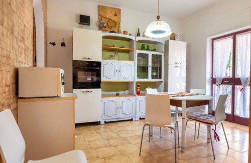 Taranto Villa | Villa 'Torretta - Mare Salento' with Sea View, Private Garden and Air Conditioning