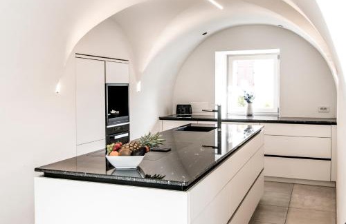 Colle Isarco Apartment | Villa Tribulaunblick - Exklusives Designapartment mit Kamin, Traumterrasse und Panoramablick