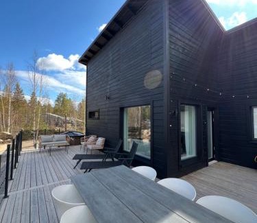 Lestijarvi Ski Chalet | Villa Valkeinen