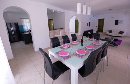 Valtura Villa | Villa Venka with large pool 92m2 and space 7000m2