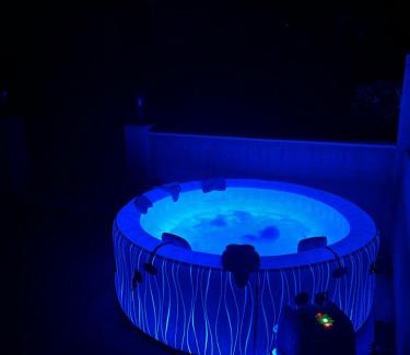 Saint-Jean-de-Fos Villa | Villa vigneronne moderne piscine et jaccuzi