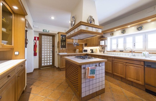 Castellet House | Villa with pool, near Sitges and Barcelona. Natural Park. Wine tourism