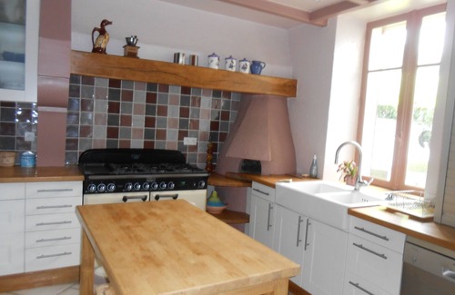 Lannion Villa | Villa With Pool Indoor heated to 28 °, Jaccuzzi, Sauna