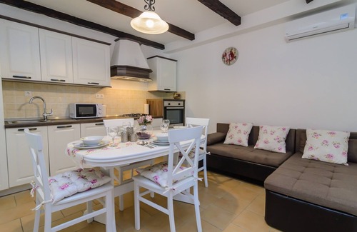 Municipality of Posedarje Villa | Villa with pool Jukic