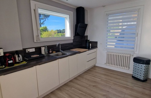 Lanmodez House | Villa with sea view and access