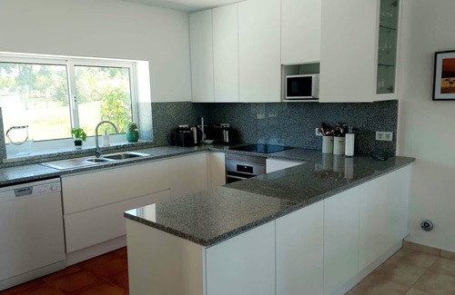 Caldas da Rainha Villa | Villa with stunning lagoon views