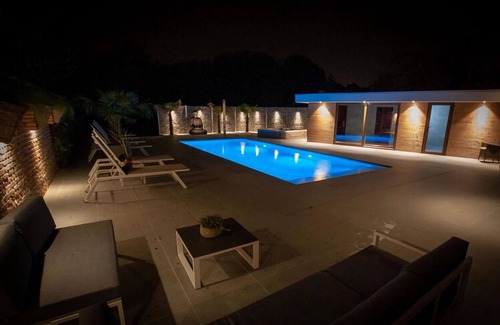 Erembodegem Villa | Villa with swimming pool in Erembodegem