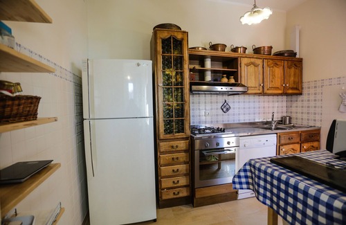 Saltara Villa | villa with swimming pool and large garden with ancient olive trees, well equipped-
