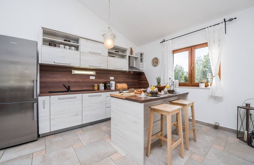 Rovanjska Villa | Villa with swimming pool near the beach