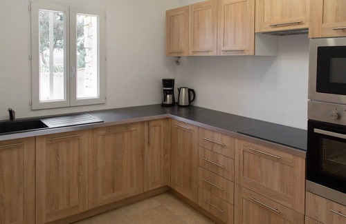 Joucas House | Villa with swimming pool, panoramic view of the luberon and wooded garden