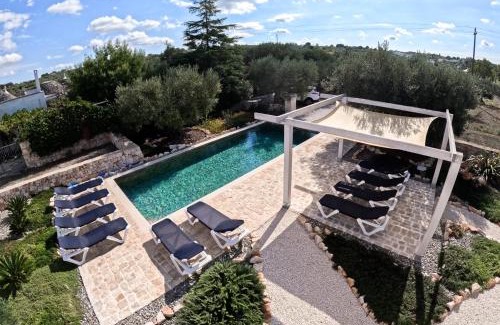 Alberobello House | Villa with Trullo and Pool, Alberobello