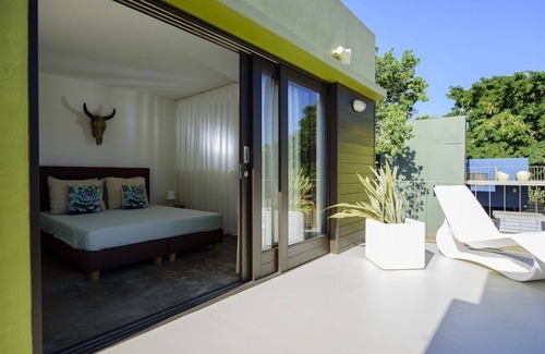 Sint Michiel Villa | Villa Zen - modern eco design villa with private pool + jacuzzi