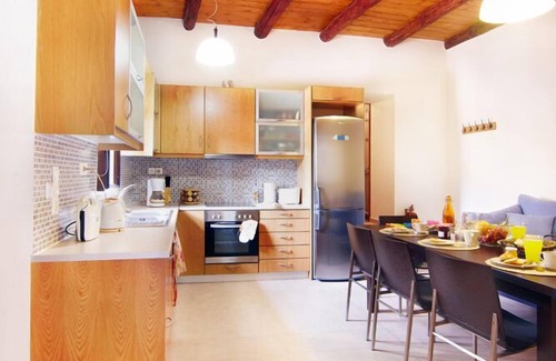 Zourva Villa | Villa Zourva large one bedroom apartment