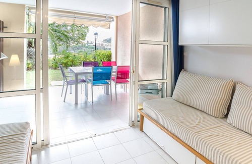 Cap Esterel Apartment | VILLAGE STONE AND HOLIDAY CAP ESTEREL 2 ROOMS 4/5 PERS 28 m2
