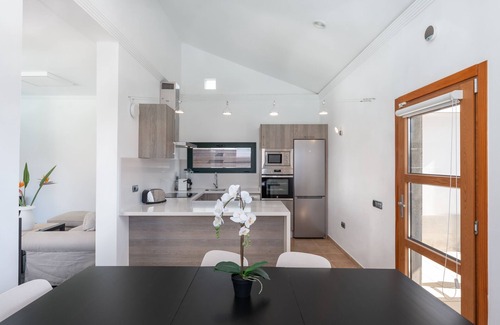 Playa Blanca Villa | VILLAS CAMELOT, an ideal house