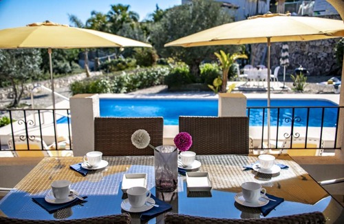 Pinar del Advocat Villa | Villas Guzman - Guadalete