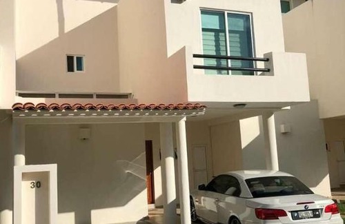 Granjas del Marques House | Villas Velato Acapulco Diamante