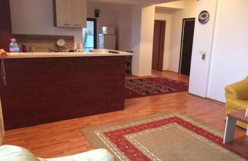 Iasi Apartment | Villaweb, 3rooms ap 5min drive to center and airport
