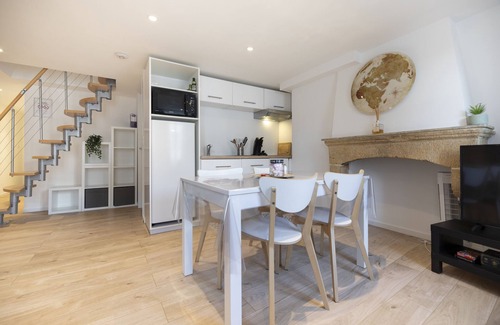 Thionville Apartment | Ville de Coeur, appartement T3 avec vue