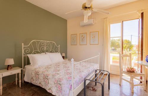Minia Apartment | Villehardouin Farm Estate, Studios & Apartments, Minia, Kefalonia