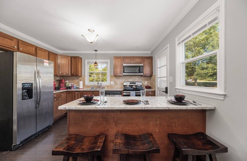 Statesville House | "Vineyard Villa" - Incredible Location & Amenities, Spiderman Themed Kids Room