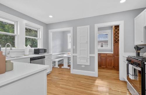 St. Elizabeth's Apartment | Vintage 5BR apt in Boston with Free Parking