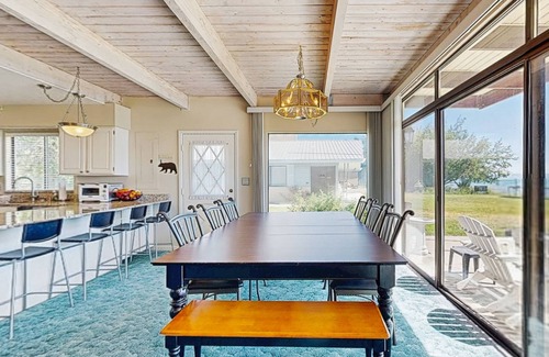 Garden City House | Vintage Lakefront Home with Private Lake Access