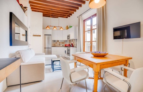 Cort Apartment | VINTAGE PALMA PALACE (SUPERIOR 5) TI/200