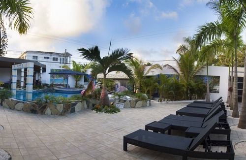 Villas Ana Maria Villa | VIP Vacation Rentals offer Villa Glamour with 14 BR at center of Sosua with pool