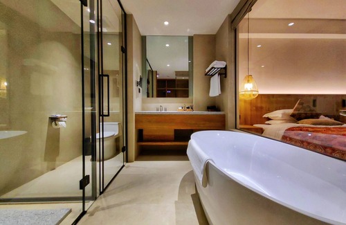 Pu'er Hotel | VipaXana abaila