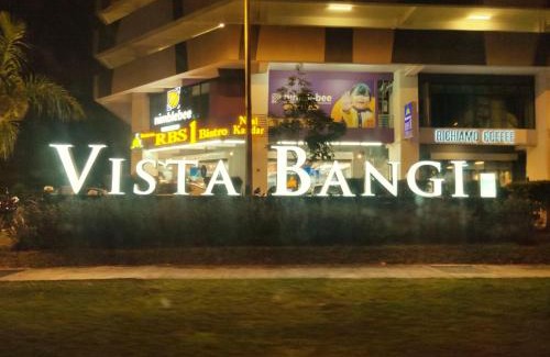 Kajang Apartment | Vista Bangi NAQ Homestay - Studio Near UKM
