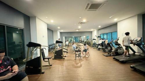 Kajang Apartment | VISTA Bangi Fully Air Con Suite Plus Netflix with WIFI 600mbps