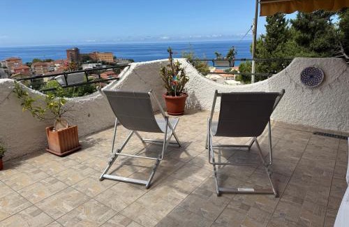 Paola Apartment | Vista Stromboli