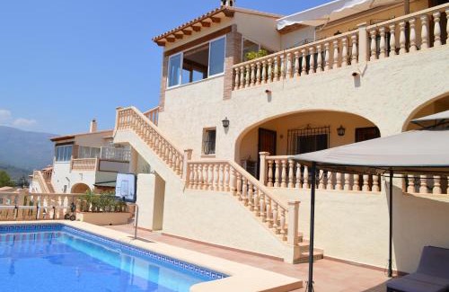 Jalon Villa | Vista Xalo