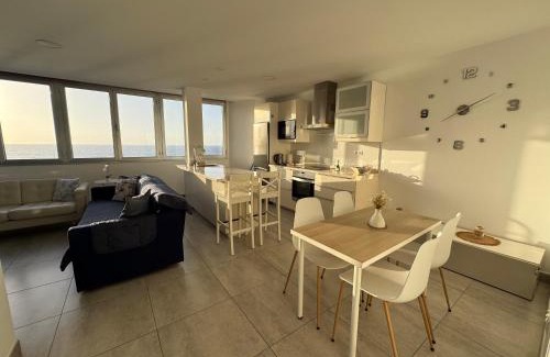 Las Palmas de Gran Canaria Apartment | Vistas Mar Playa Las Canteras primera línea Wifi