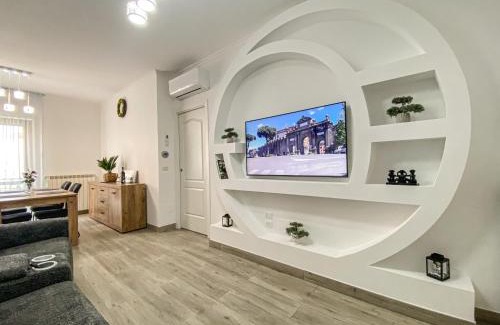 Viterbo House | Viterbo Center House