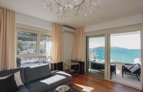 Rafajlovici Apartment | Vitodolska Luxury Penthouse