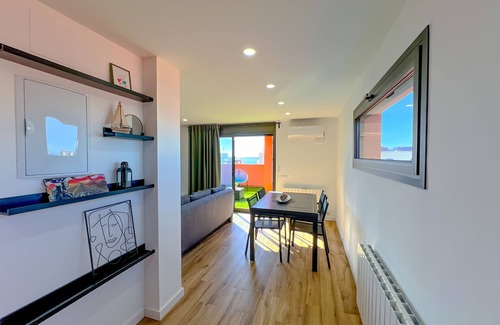 Santa Susanna Apartment | Vivalidays Henry- Santa Susanna