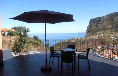 Faial House | Vivenda Fortim