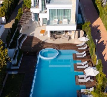 Ayia Napa Villa | Vivo Mare Beachfront Villas - Seashell