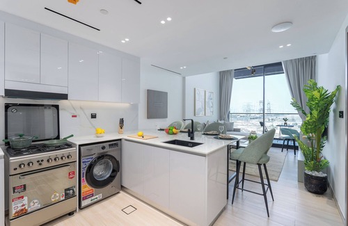 Jumeirah Village Circle Apartment | Vogue | Binghatti Corner JVC-7mins Sky Dubai 3 mins Cirle Mall Brand New