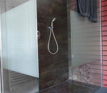 Orcines Apartment | volcaloft