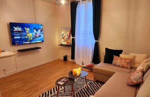Serris Apartment | Vrbo Property