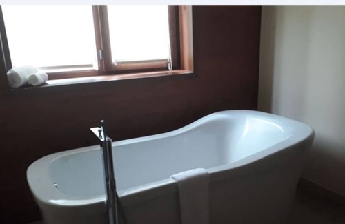 Tela Apartment | Vrbo Property