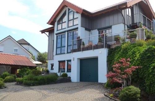 Boverath Apartment | Vulkaneifel Garden Retreat