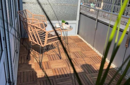 Braunschweig City Center Apartment | W&D Living-Tête de Fleur-Balkon über Schloßarkaden