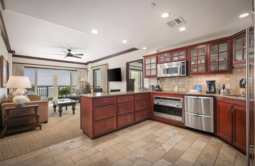 Wailua Condo | Waipouli Beach Resort Oceanfront 2 BD 3 BA