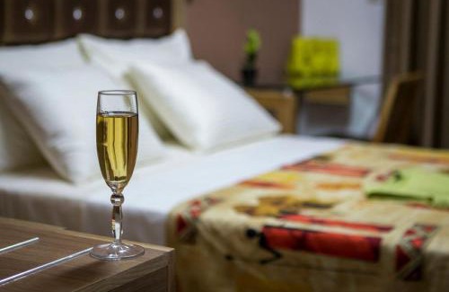 Dakar Hotel | Wakola Hotel Cheikh Anta DIOP