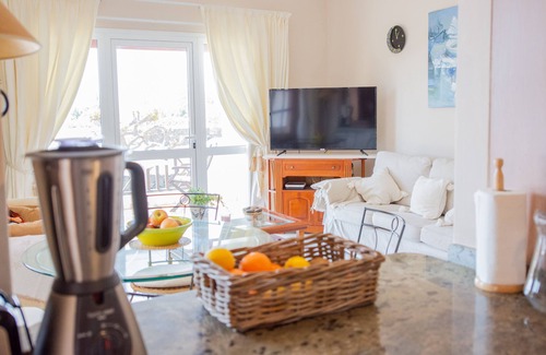 Playa Blanca House | WALK TO BEACHES, SEA VIEWS FROM OUR VILLA ISA